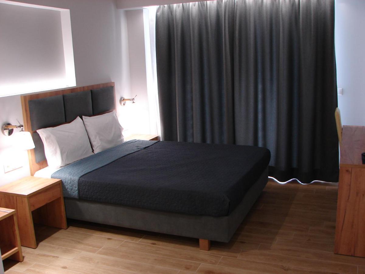 Four Reasons Aparthotel Paralía Kültér fotó