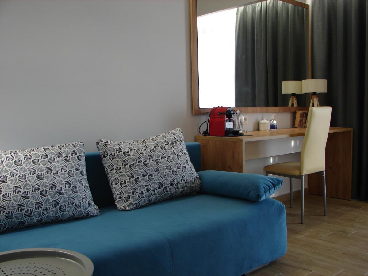 Four Reasons Aparthotel Paralía Kültér fotó