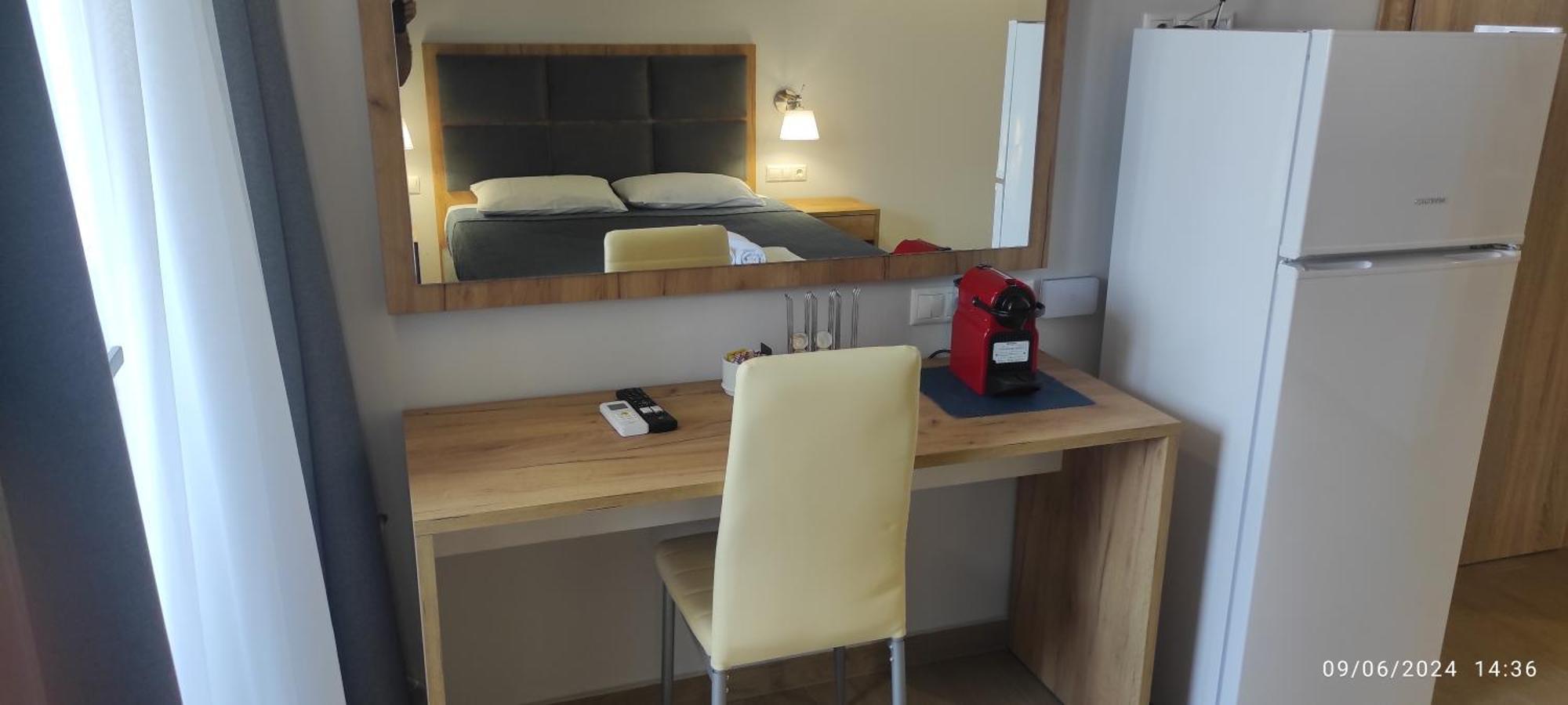 Four Reasons Aparthotel Paralía Kültér fotó